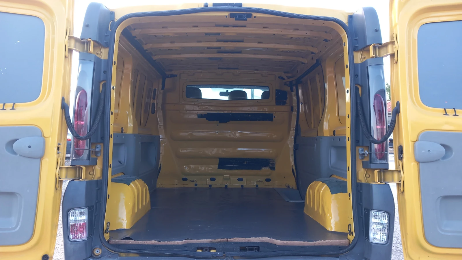 Opel Vivaro 1.9DCI | Mobile.bg   15