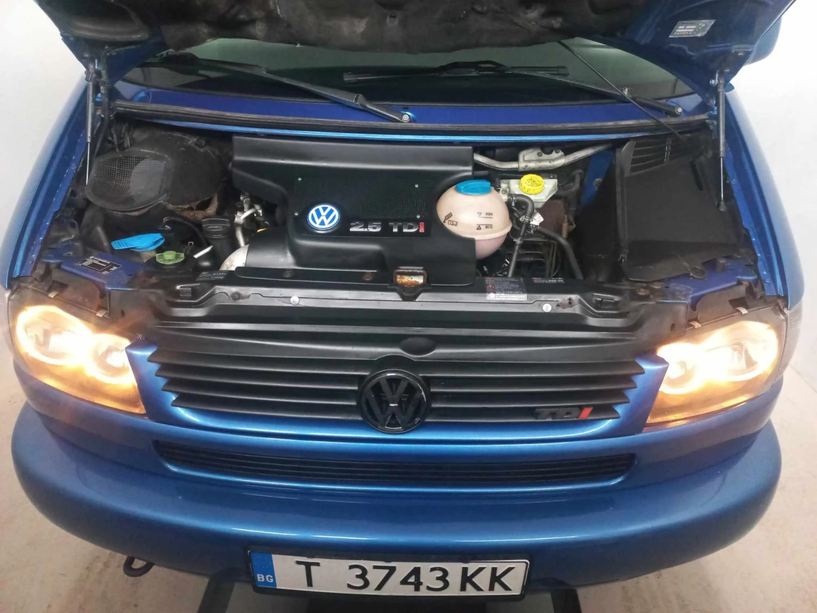 VW Caravelle  - изображение 5