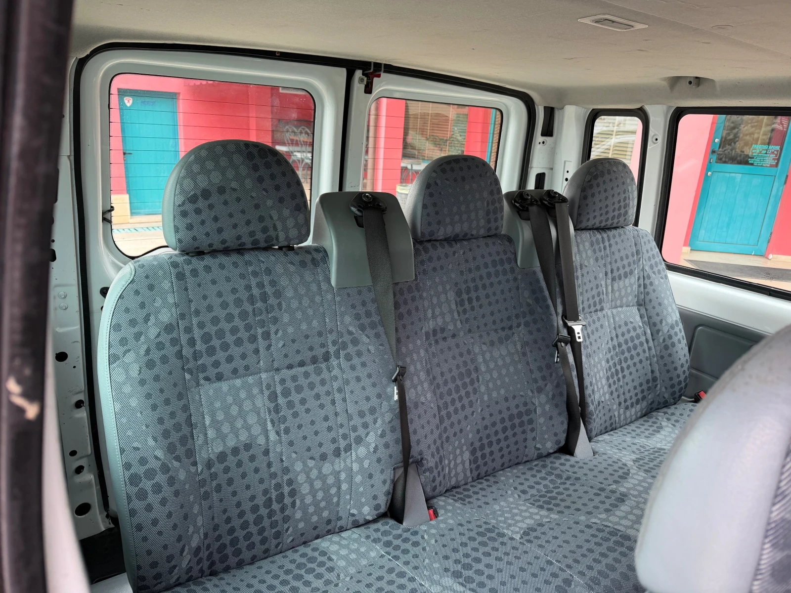 Ford Transit 2.2TDCi* Климатик* 8+ 1 места, снимка 8 - Бусове и автобуси - 53874062