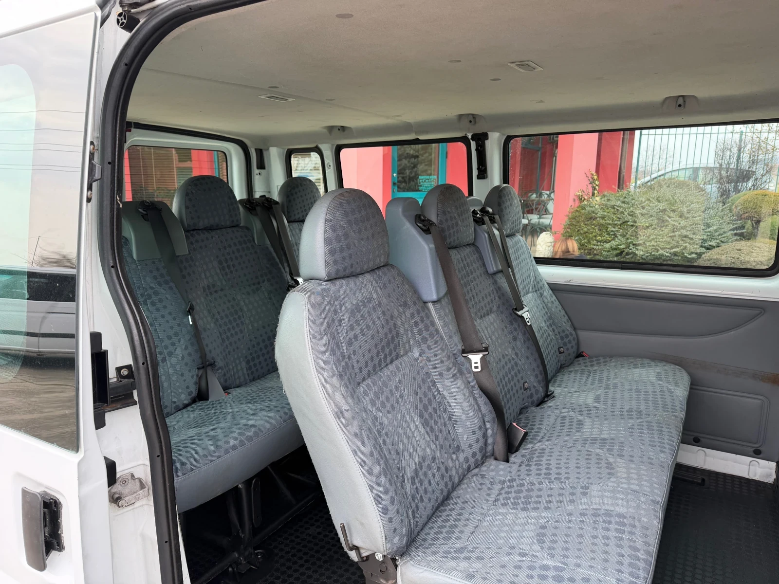 Ford Transit 2.2TDCi* Климатик* 8+ 1 места, снимка 7 - Бусове и автобуси - 53874062