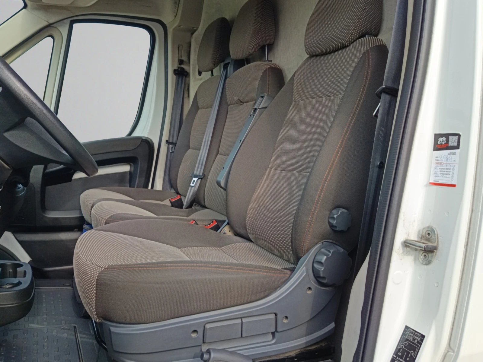 Peugeot Boxer, снимка 12 - Бусове и автобуси - 54550822