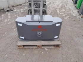 Трактор John Deere тежести 600кг, 900кг, 1500кг, 2000кг за преден нав, снимка 14