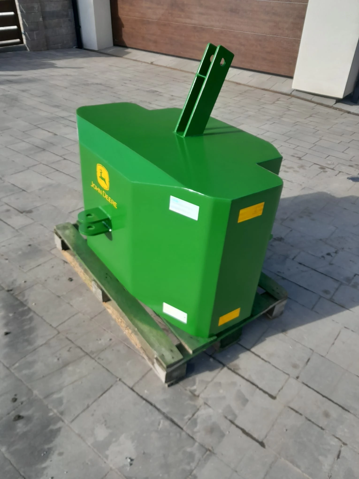 Трактор John Deere тежести 600кг,900кг,1500кг, 2000кг за преден навес - изображение 2