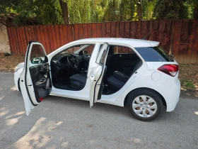 Hyundai I20 1.1 CRDI 75 HP Обслужена с Каско и ГО, снимка 8