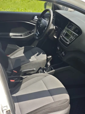 Hyundai I20 1.1 CRDI 75 HP Обслужена с Каско и ГО, снимка 9