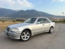 Mercedes-Benz C 250 TURBO DISEL 150кс !!!НЯМА ТОЧКА КОРОЗИЯ!!!, снимка 1