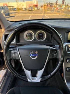 Обява за продажба на Volvo V60 V60 2.0T ~14 800 лв. - изображение 8