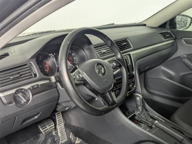 VW Passat R-Line HeadUp* АвтоКредит* (ЦЕНА ДО БГ) - 25199 лв. - 30648856 9