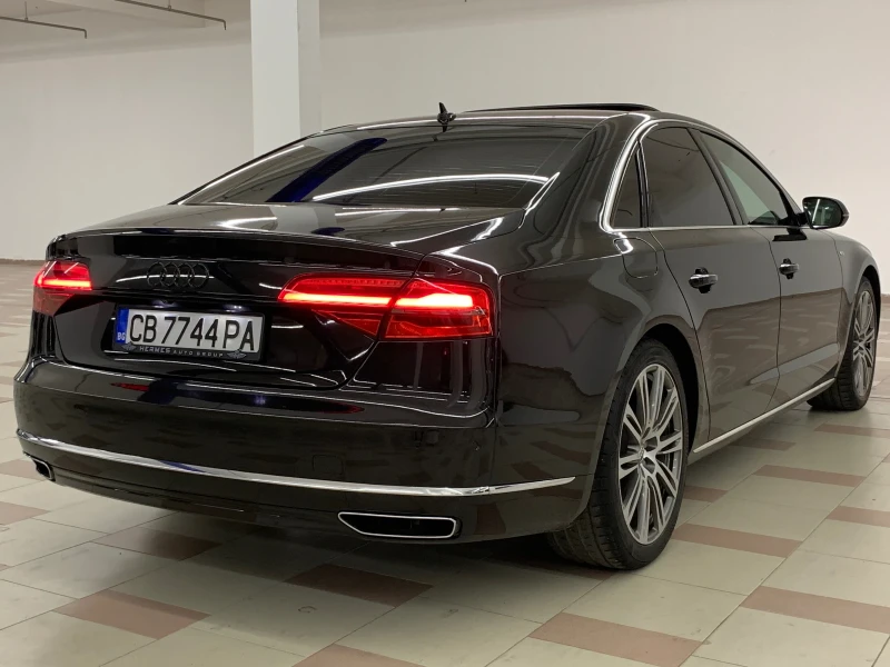 Audi A8 4.2 TDI FULL MAX, снимка 2 - Автомобили и джипове - 47976559