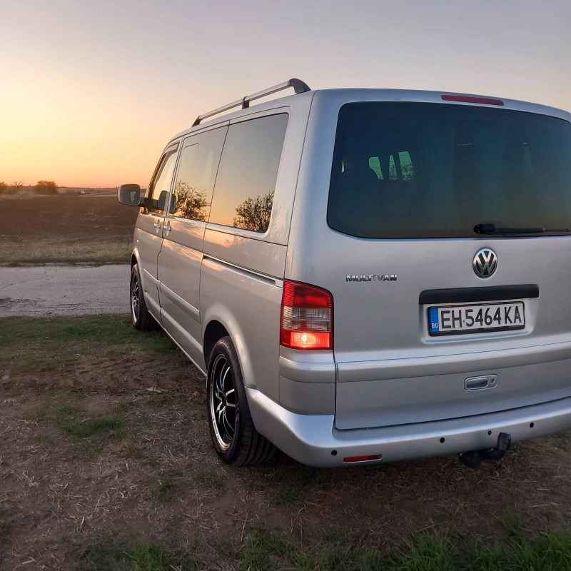 VW Multivan, снимка 4 - Автомобили и джипове - 49021035