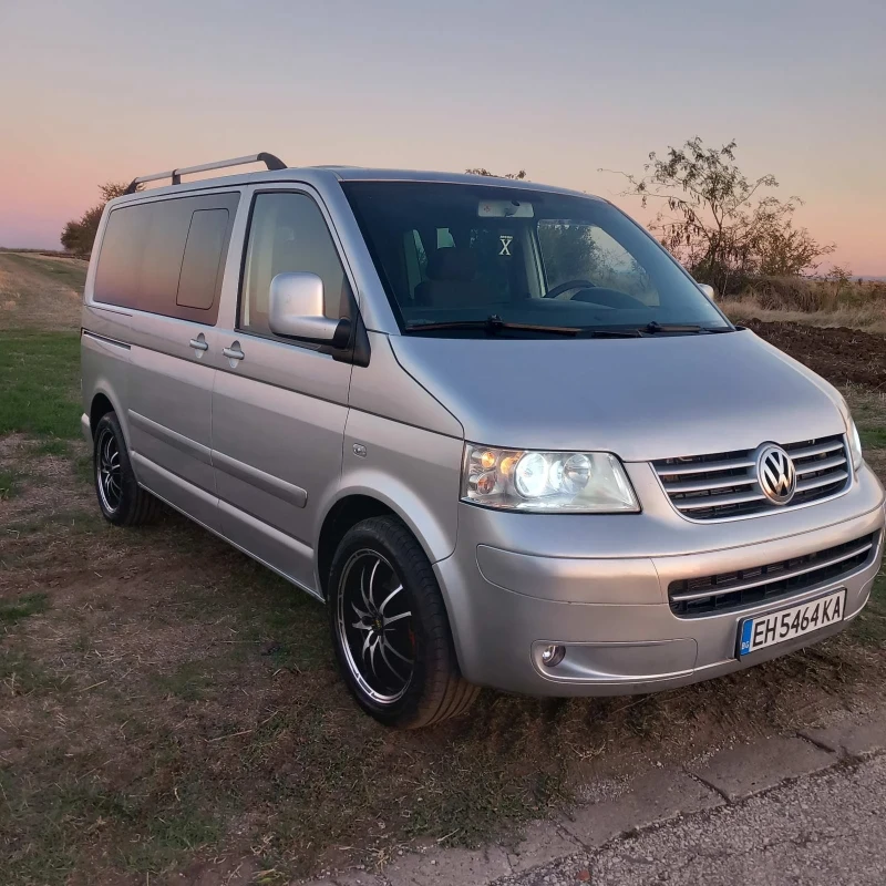 VW Multivan, снимка 2 - Автомобили и джипове - 49021035