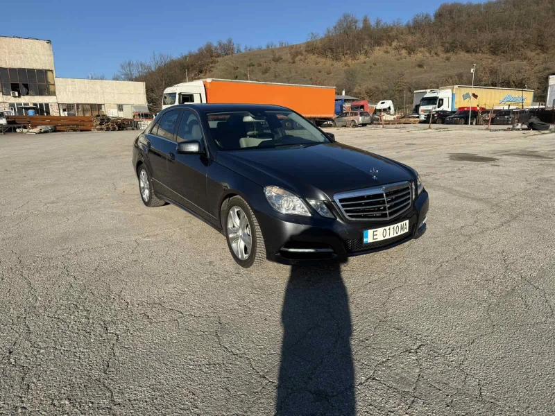 Mercedes-Benz E 350 265PS, снимка 3 - Автомобили и джипове - 52347813