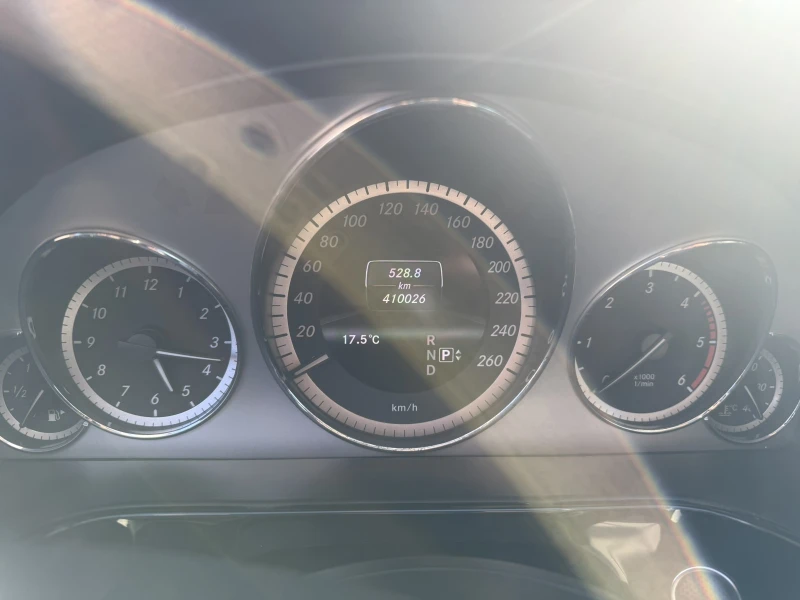 Mercedes-Benz E 350 265PS, снимка 12 - Автомобили и джипове - 52347813