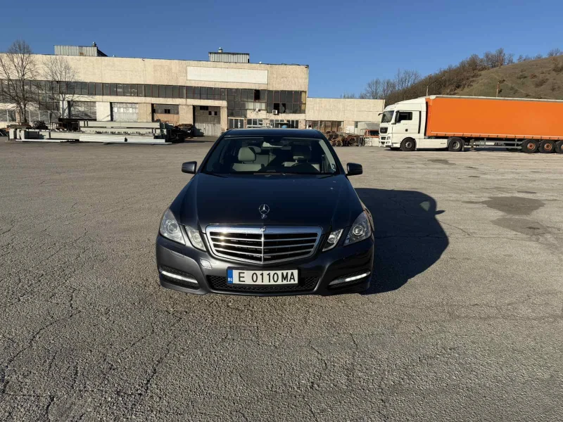 Mercedes-Benz E 350 265PS, снимка 5 - Автомобили и джипове - 52347813