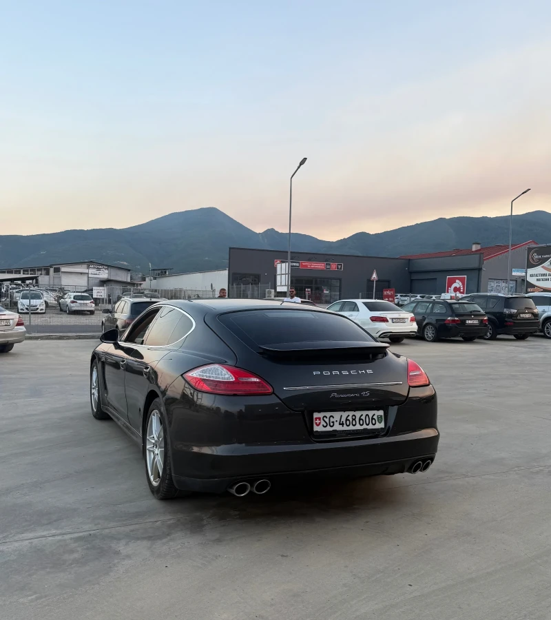 Porsche Panamera 4S, снимка 6 - Автомобили и джипове - 51909404