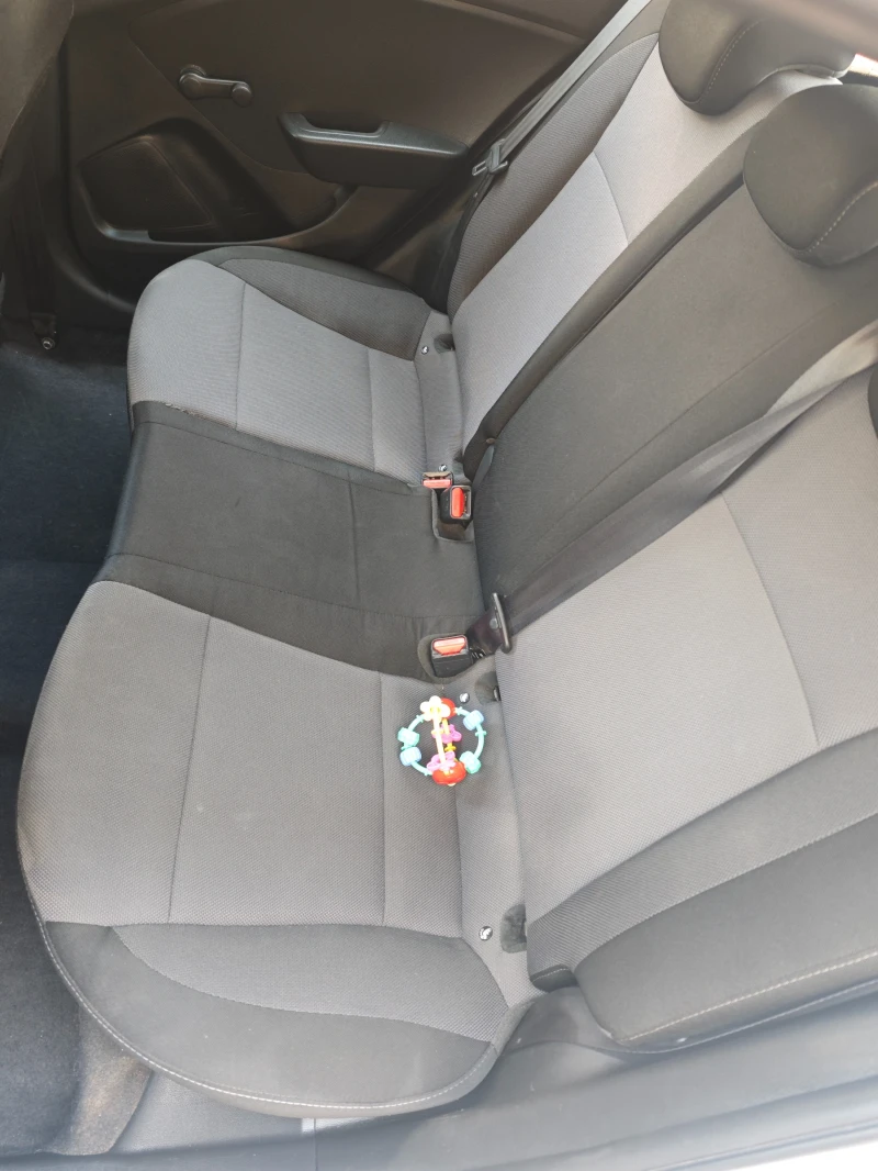 Hyundai I20 1.1 CRDI 75 HP, снимка 15 - Автомобили и джипове - 52549757