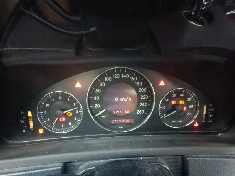 Mercedes-Benz CLK 280, снимка 7 - Автомобили и джипове - 52128756