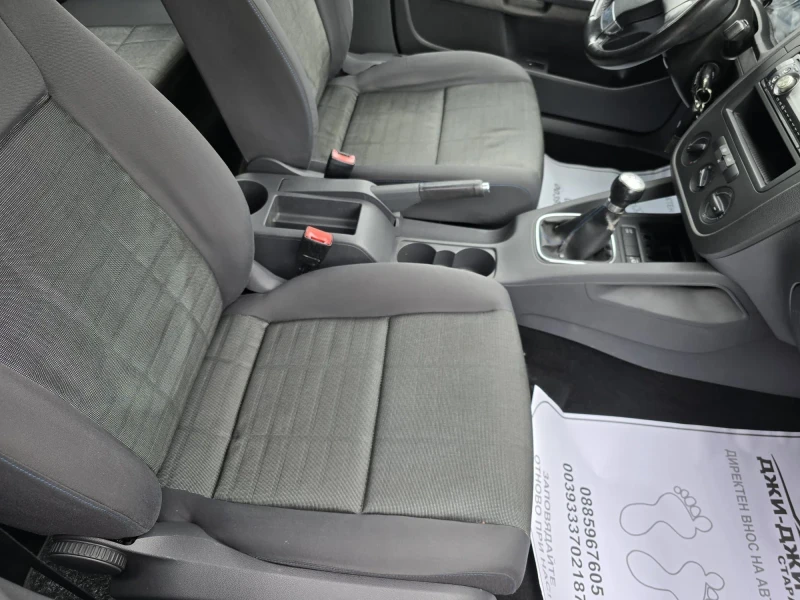 VW Golf 1.6i 102kc , снимка 11 - Автомобили и джипове - 52031014