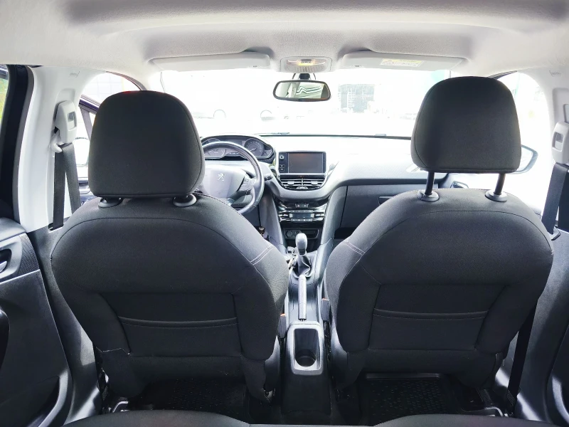 Peugeot 208 Allure , снимка 16 - Автомобили и джипове - 52132388