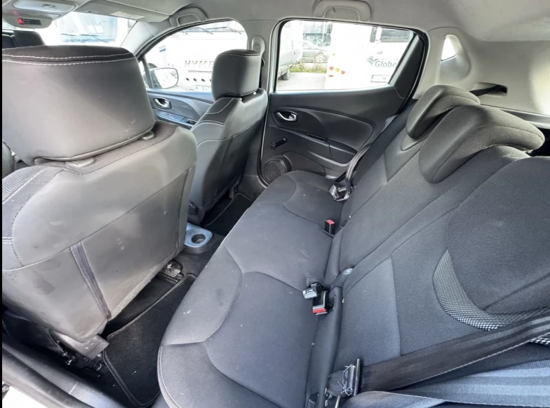 Renault Clio, снимка 11 - Автомобили и джипове - 52748757