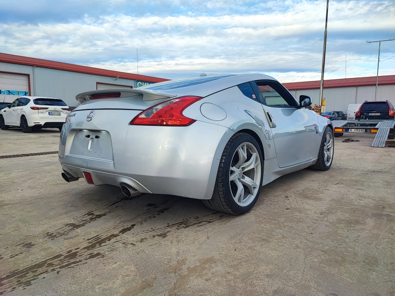 Nissan 370Z, снимка 4 - Автомобили и джипове - 53070326