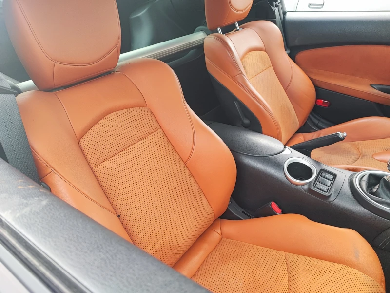 Nissan 370Z, снимка 6 - Автомобили и джипове - 53070326