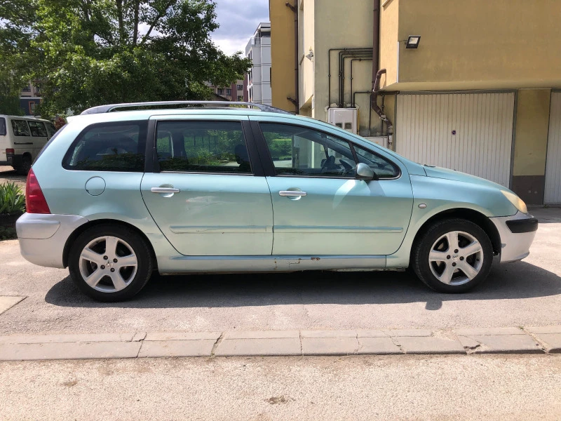 Peugeot 307 Пежо 307 sw Газ / Бензин , снимка 2 - Автомобили и джипове - 46741241