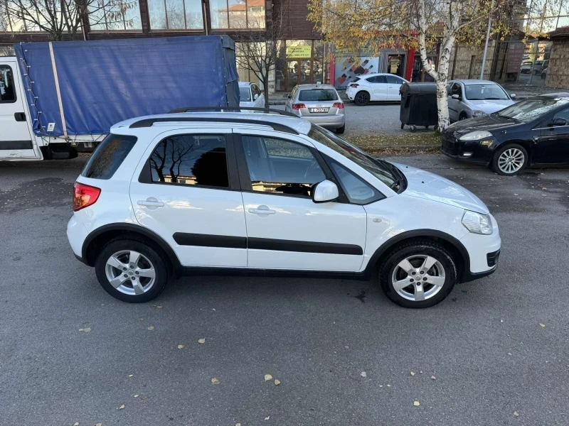 Suzuki SX4 FACELIFT 4/4 AWD 2.0DDIS УНИКАТ 105500Км.РЕАЛНИ., снимка 6 - Автомобили и джипове - 48297744