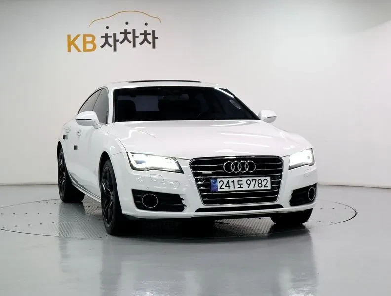 Audi A7 3.0 TDI Quattro - САМО 30% АВАНС, снимка 2 - Автомобили и джипове - 55664832