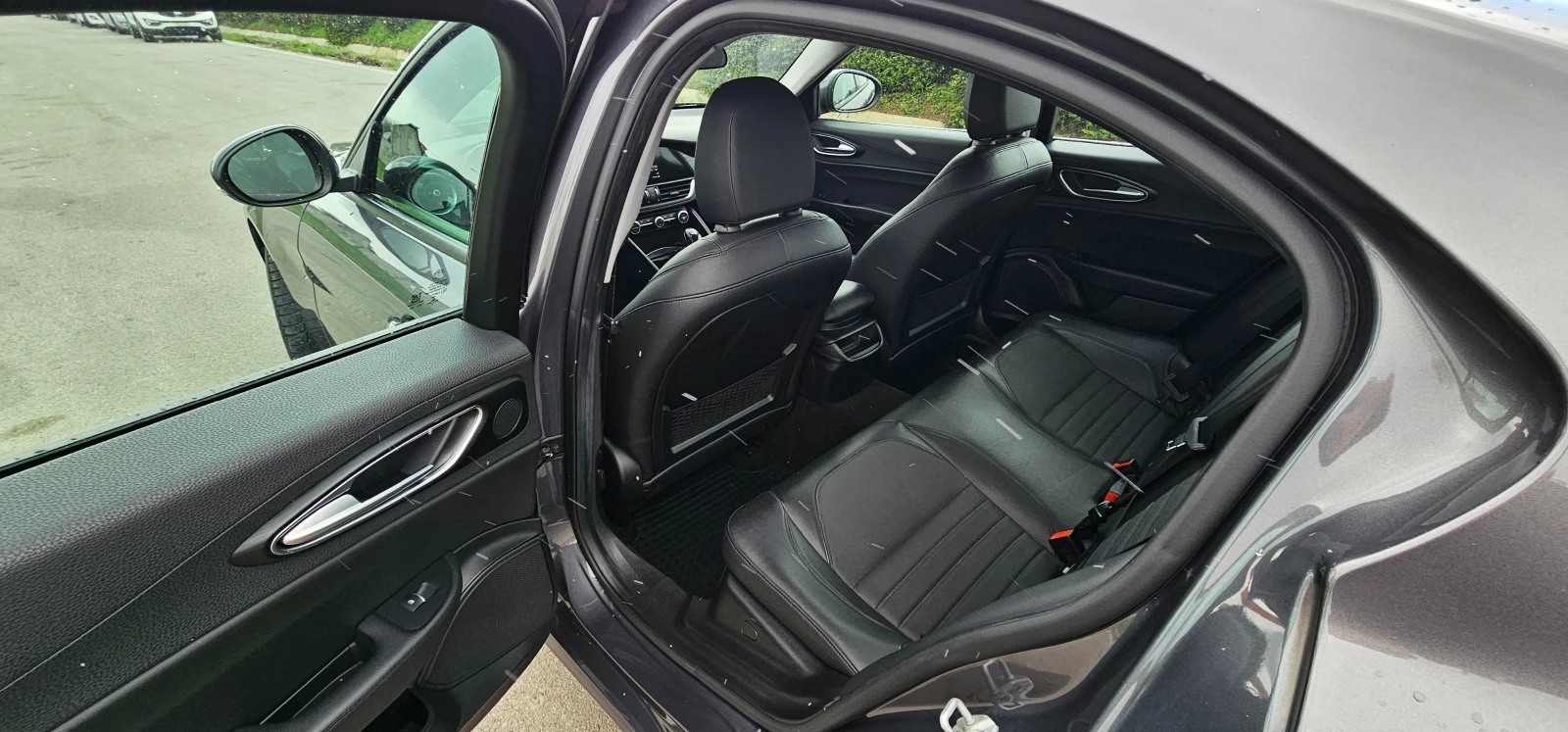 Alfa Romeo Giulia 2.2  ТОП | Mobile.bg — изображение 13