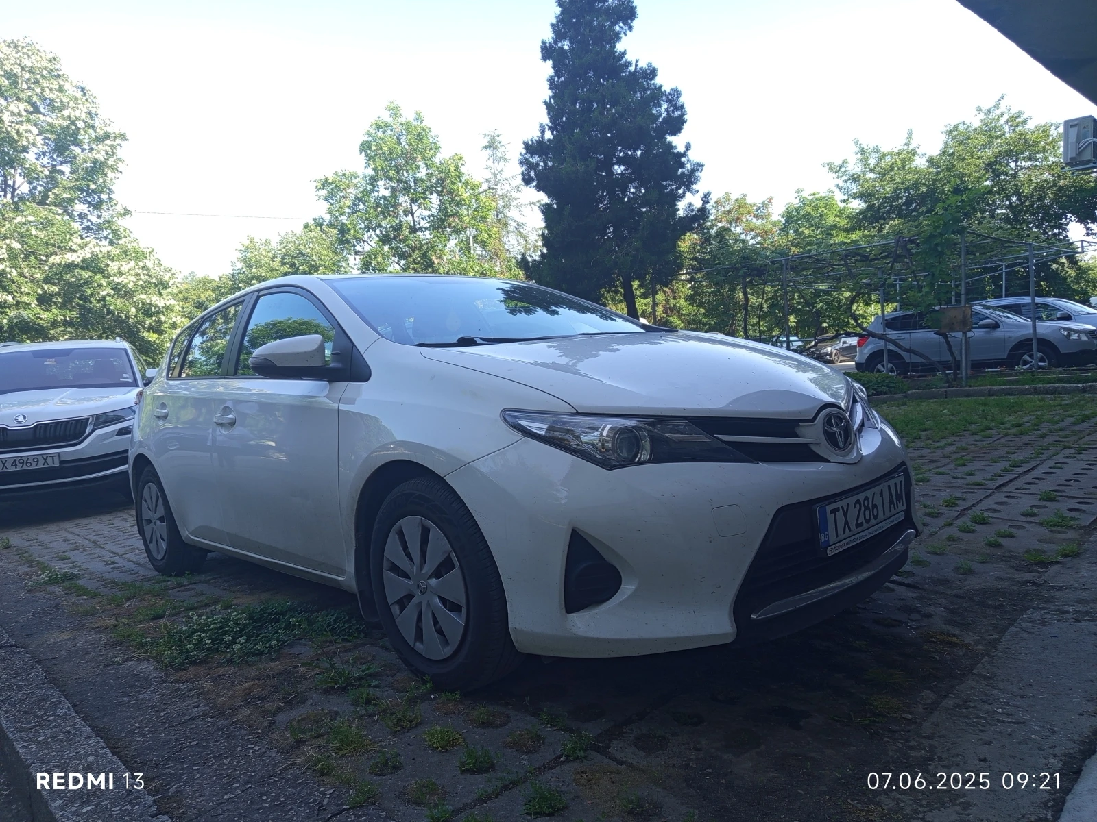 Toyota Auris  - изображение 3