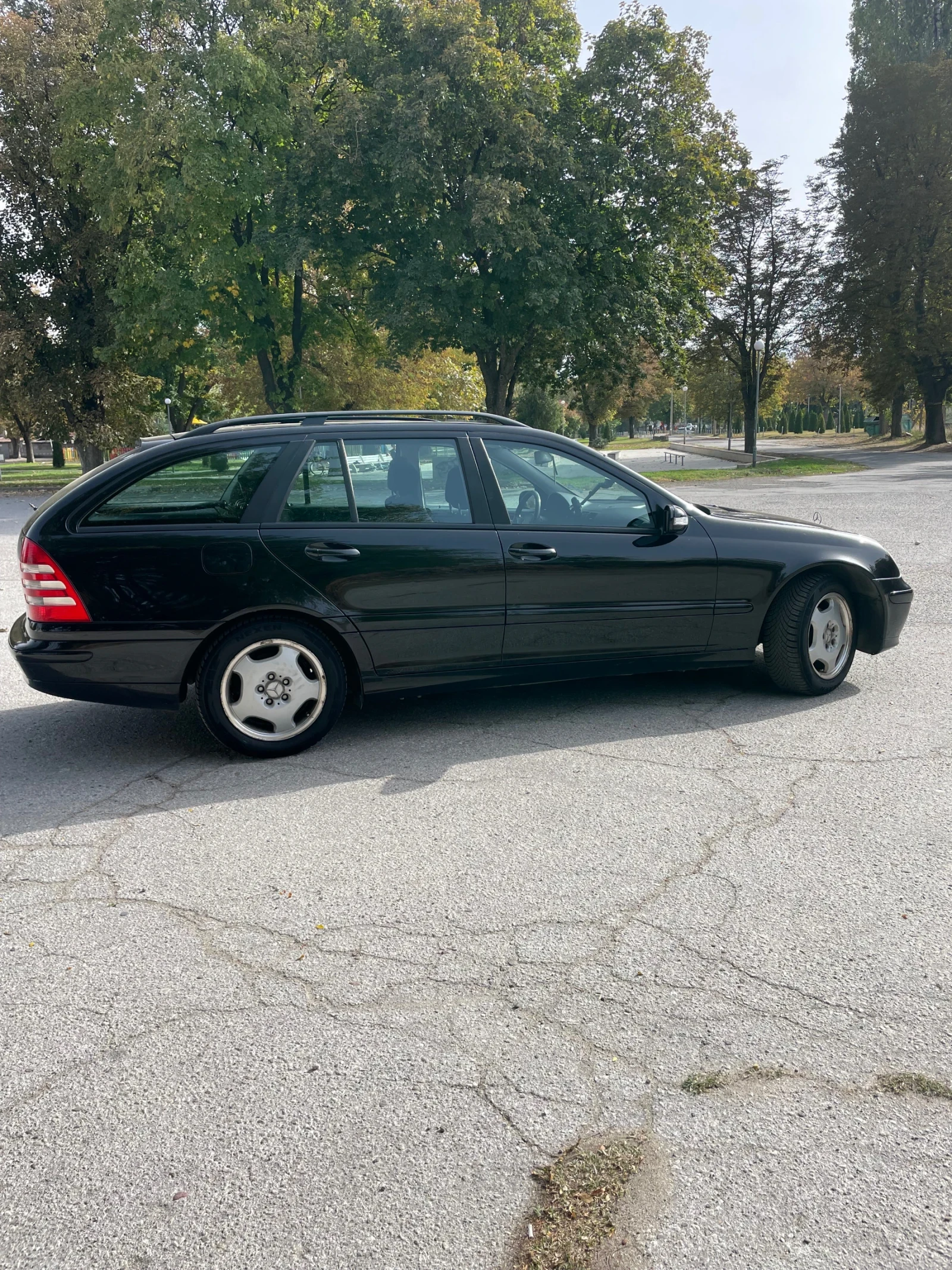 Mercedes-Benz C 180  - изображение 7