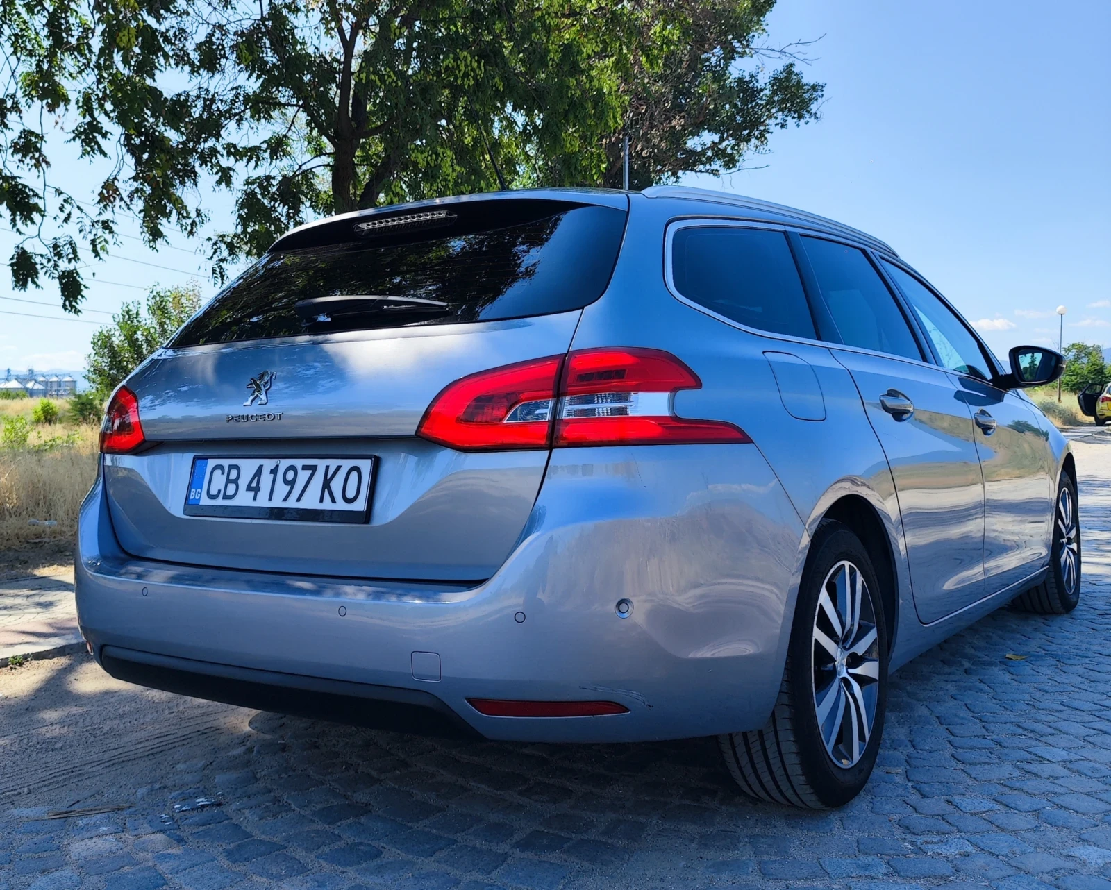 Peugeot 308 ALLURE 1, 2 PureTech 130 EAT8 - изображение 5