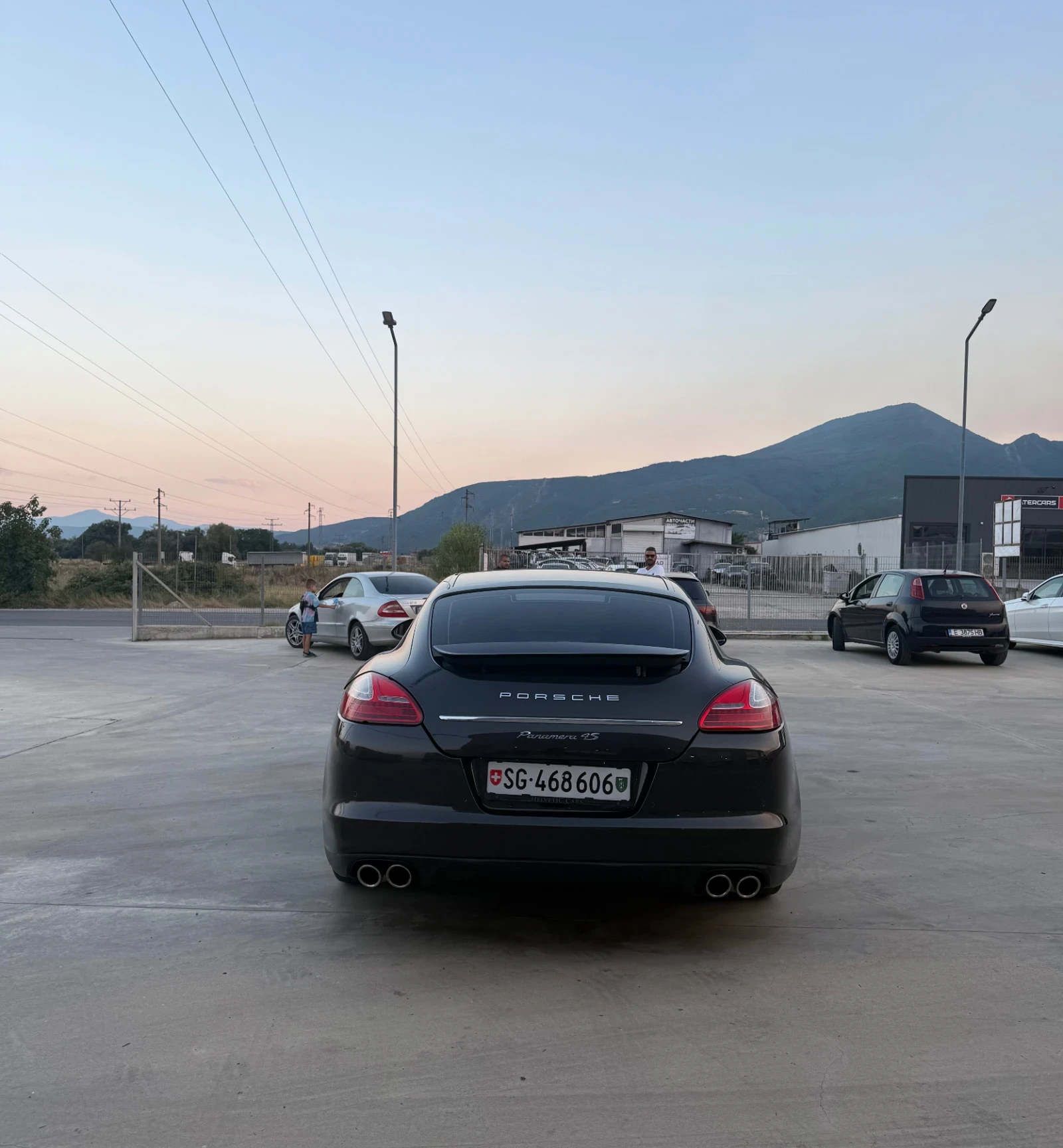 Porsche Panamera 4S - изображение 5
