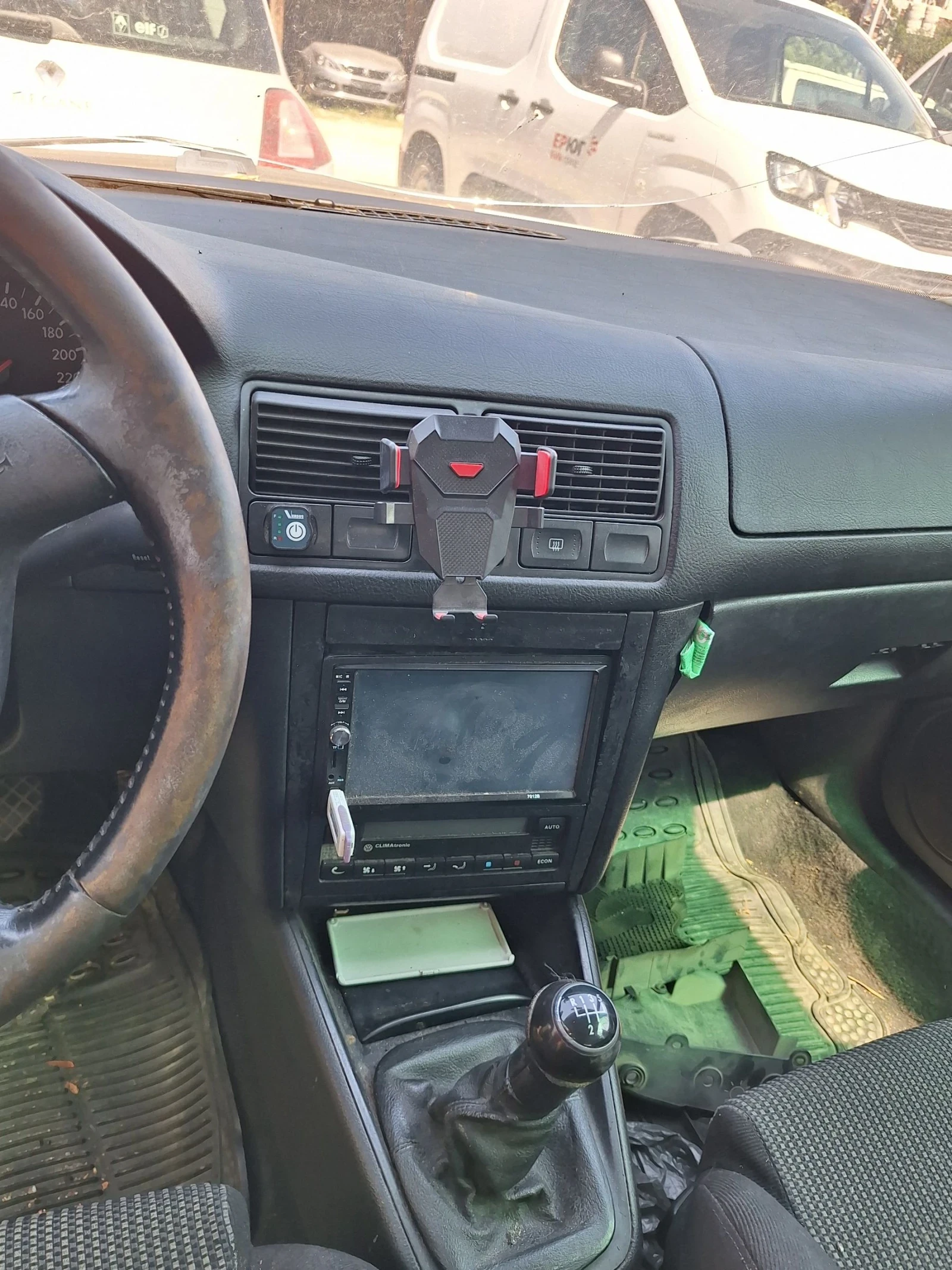 VW Golf  - изображение 8