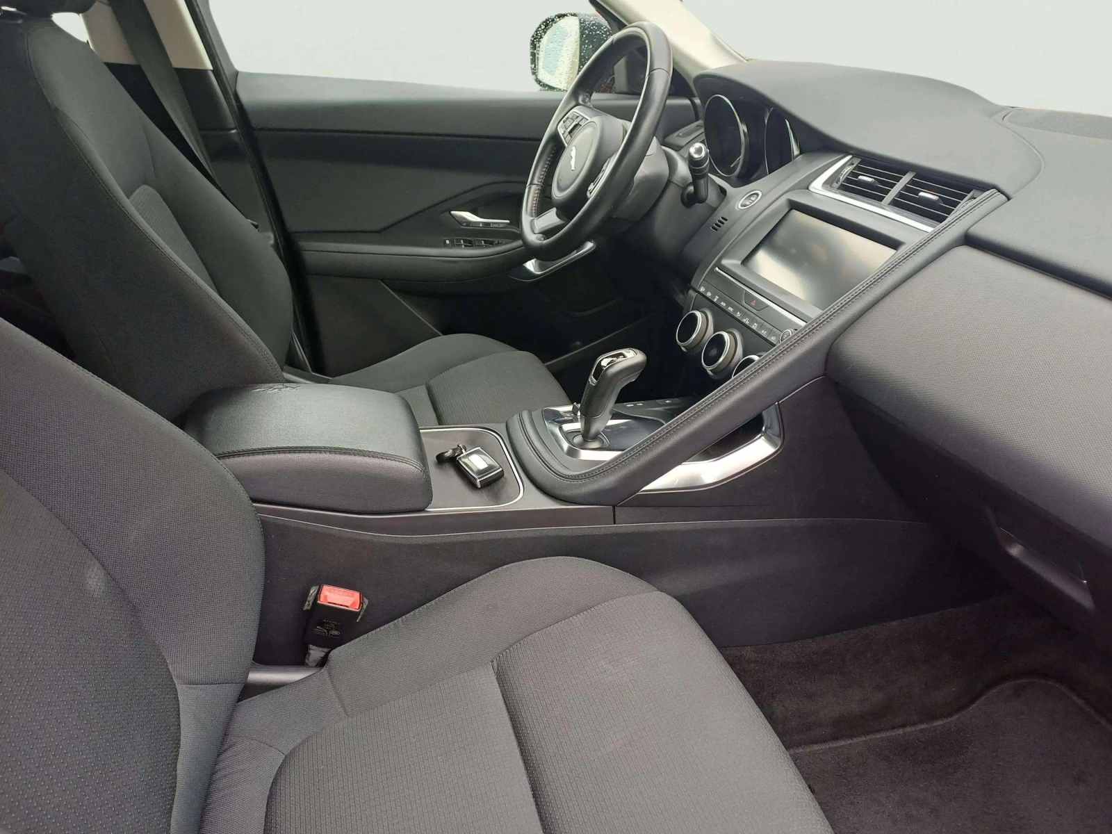 Jaguar E-pace 2.0 D | Mobile.bg   11