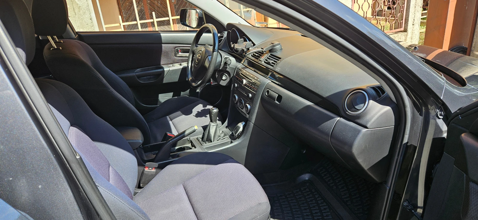 Mazda 3  - изображение 7