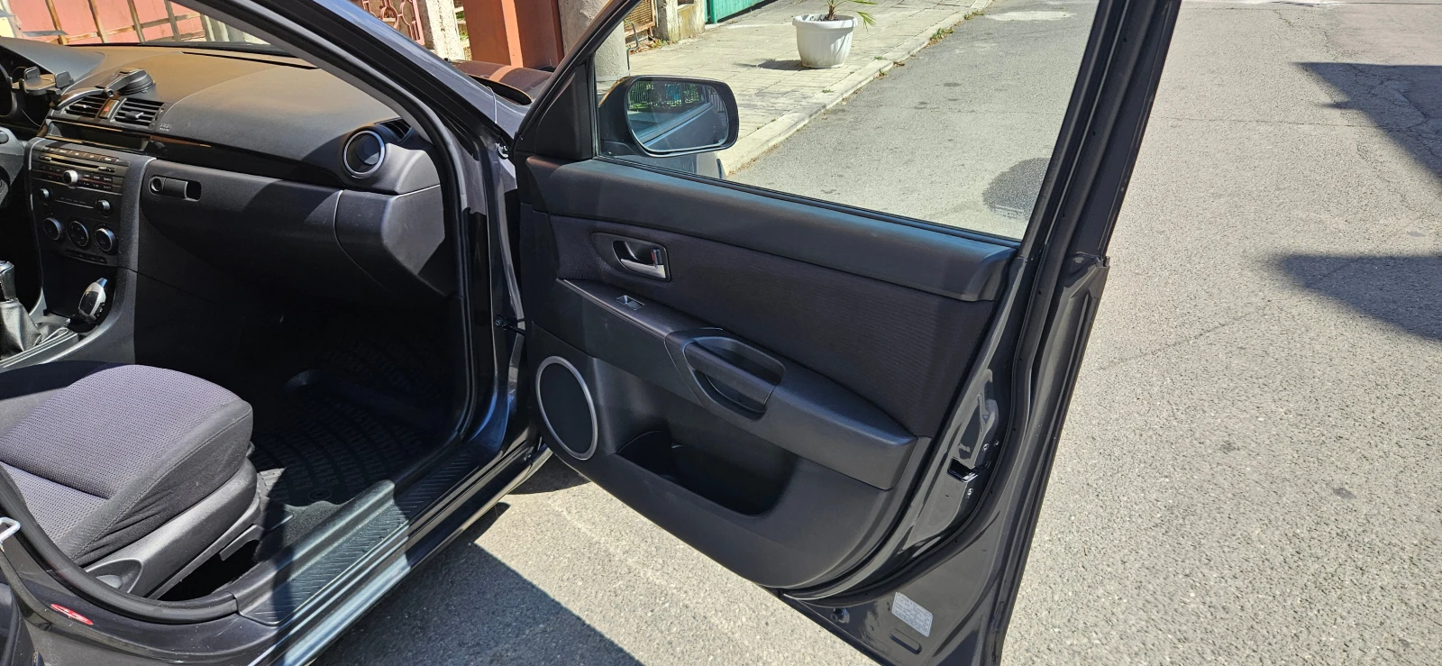 Mazda 3  - изображение 8