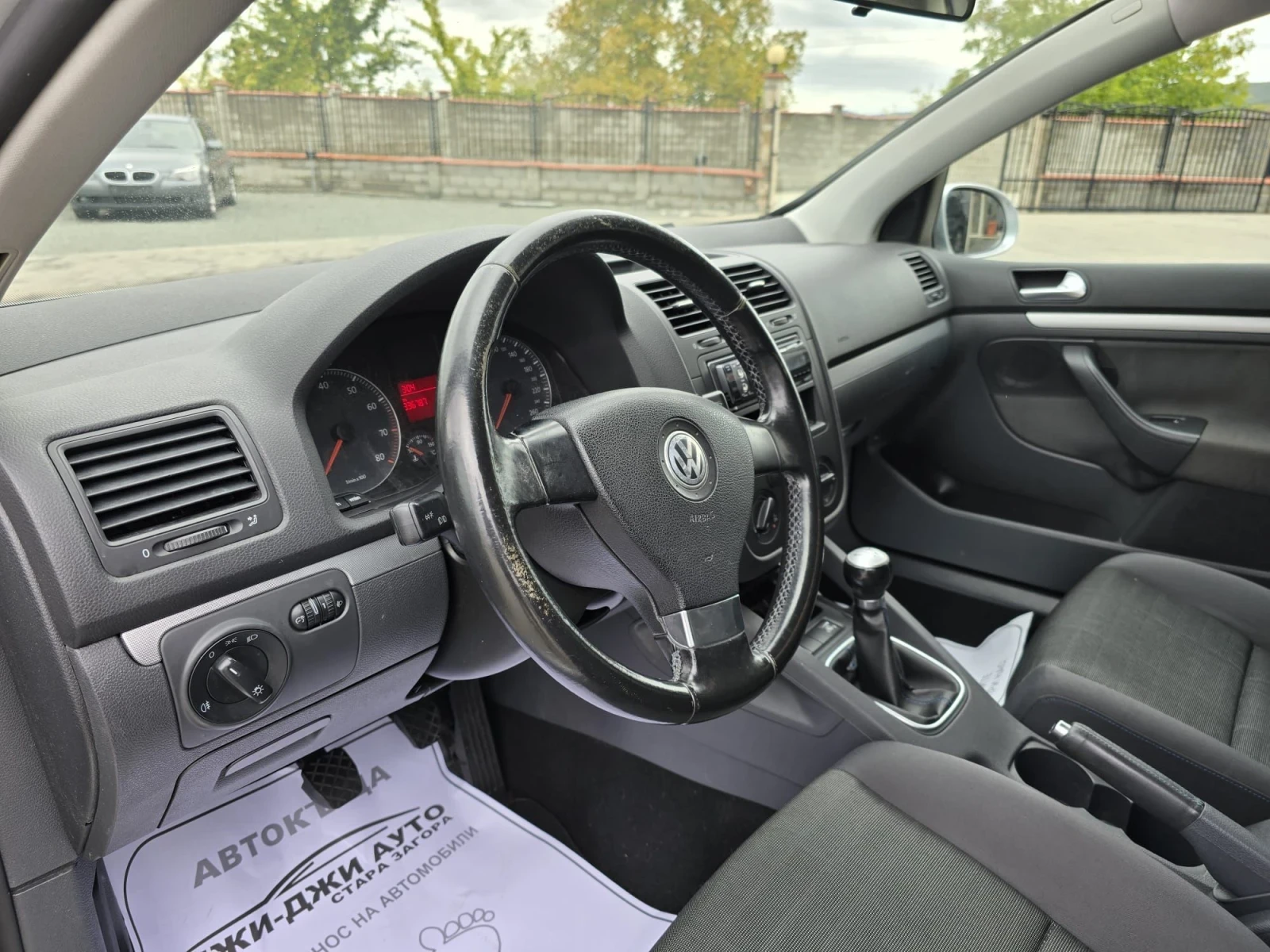 VW Golf 1.6i 102kc  - изображение 7