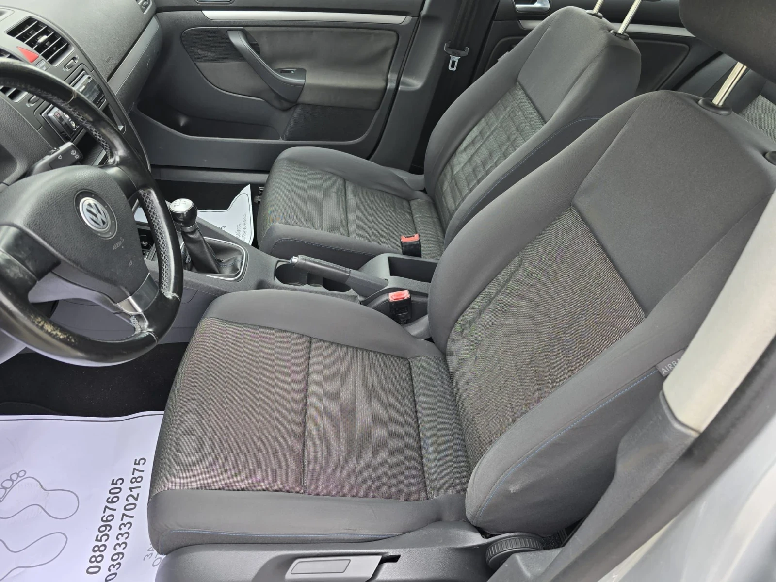 VW Golf 1.6i 102kc  - изображение 10