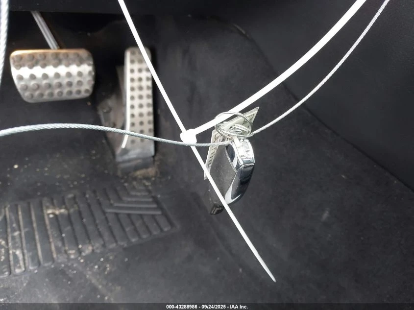 Mercedes-Benz C 43 AMG 4MATIC* Burmester* �������* KEYLESS* ���� �������� | Mobile.bg � ����������� 10