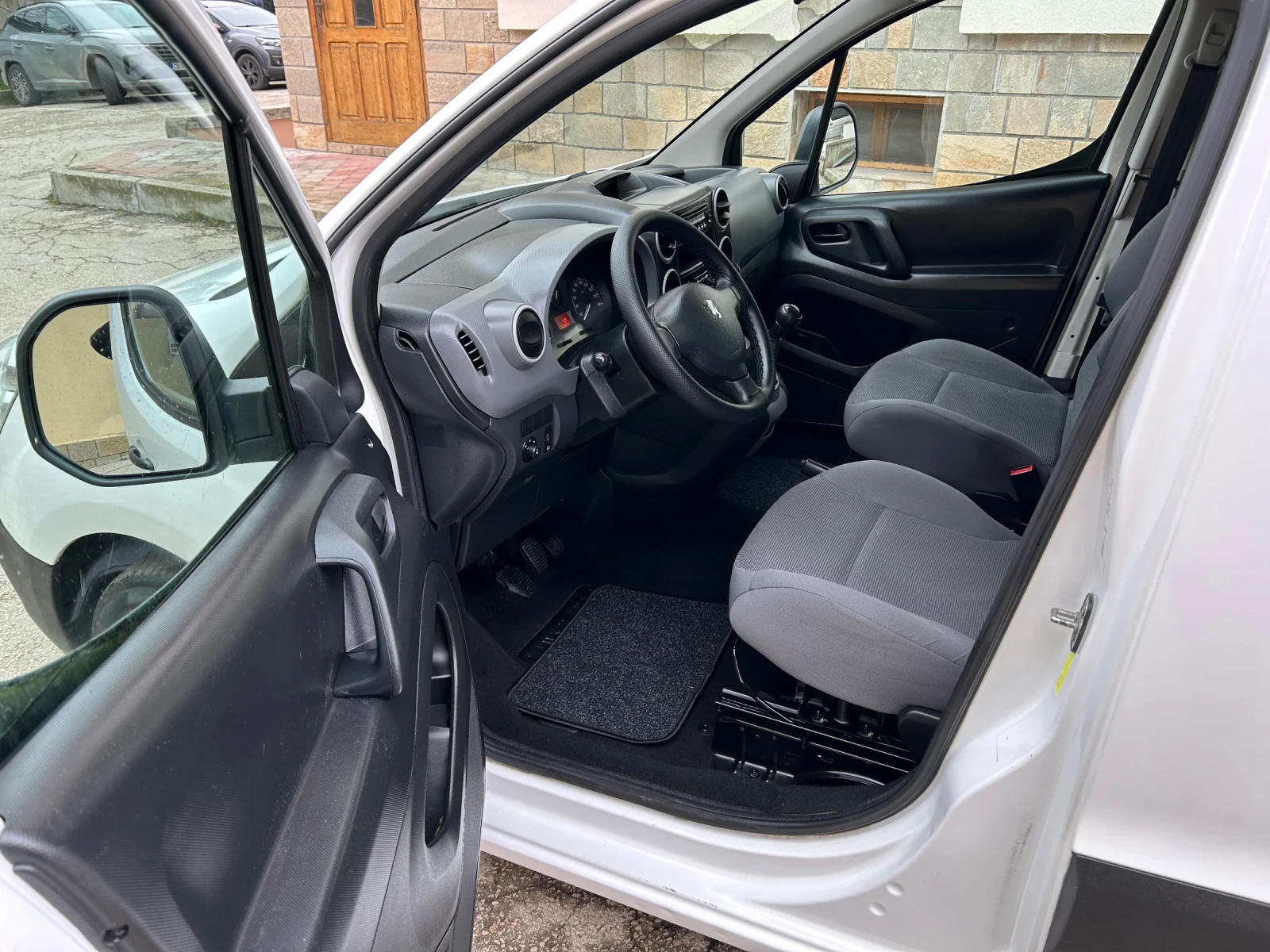 Peugeot Partner 1.6HDI !!!!100026км.!!! FACE - изображение 8