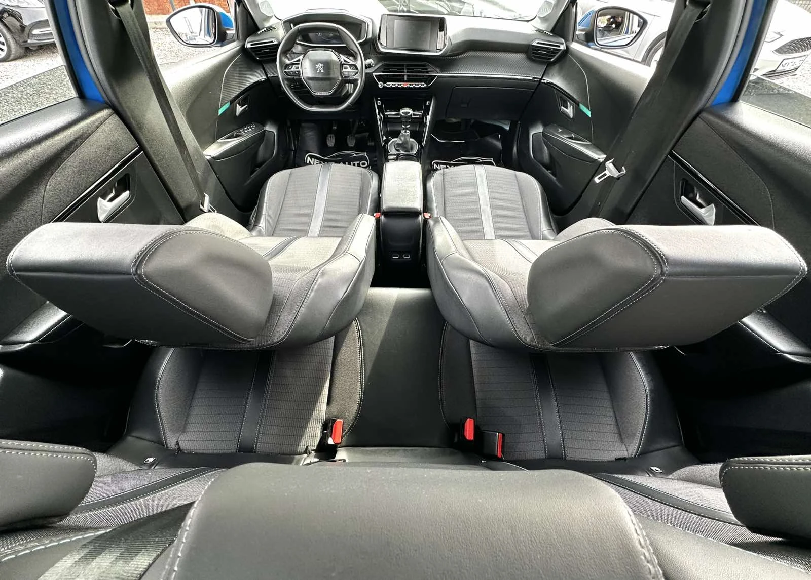 Peugeot 208 1.5D 102HP LANE ASSIST CARPLAY CAMERA EU6 - изображение 9