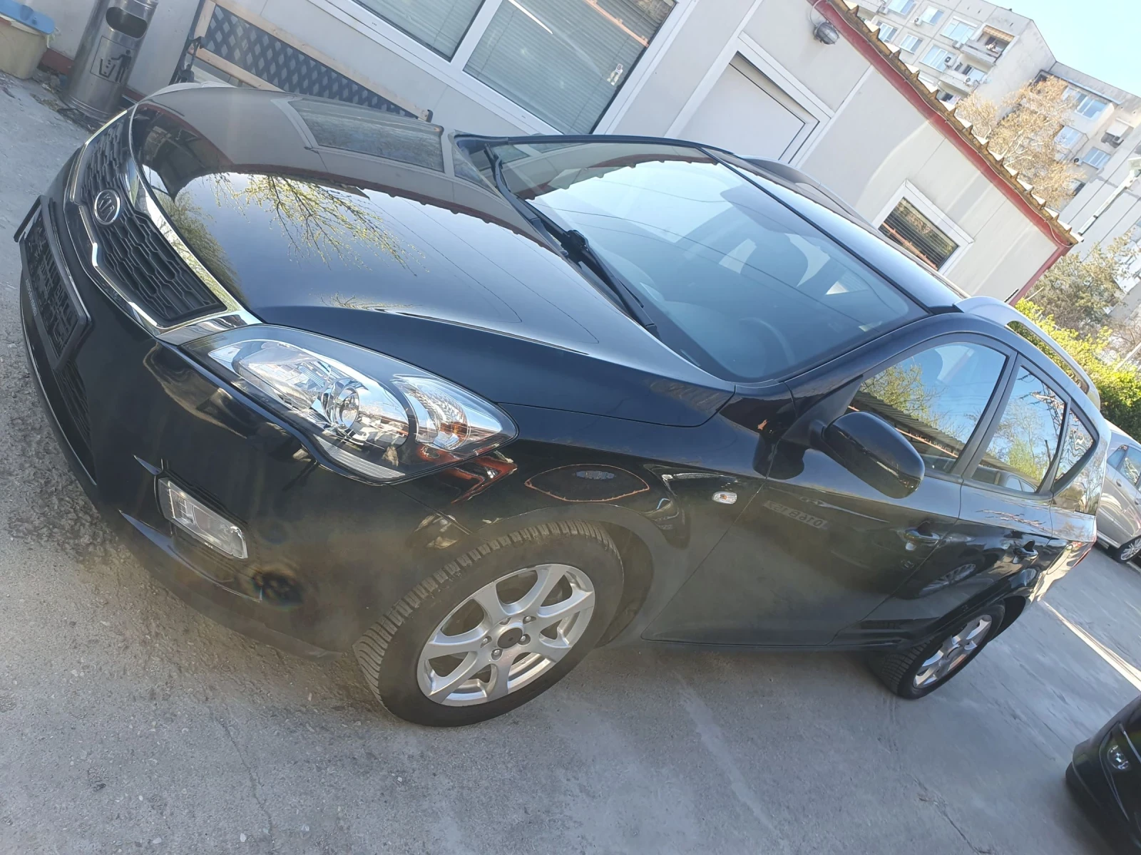 Kia Ceed 1.4 FACE NAVI KAMER�  EURO 5 | Mobile.bg � ����������� 2