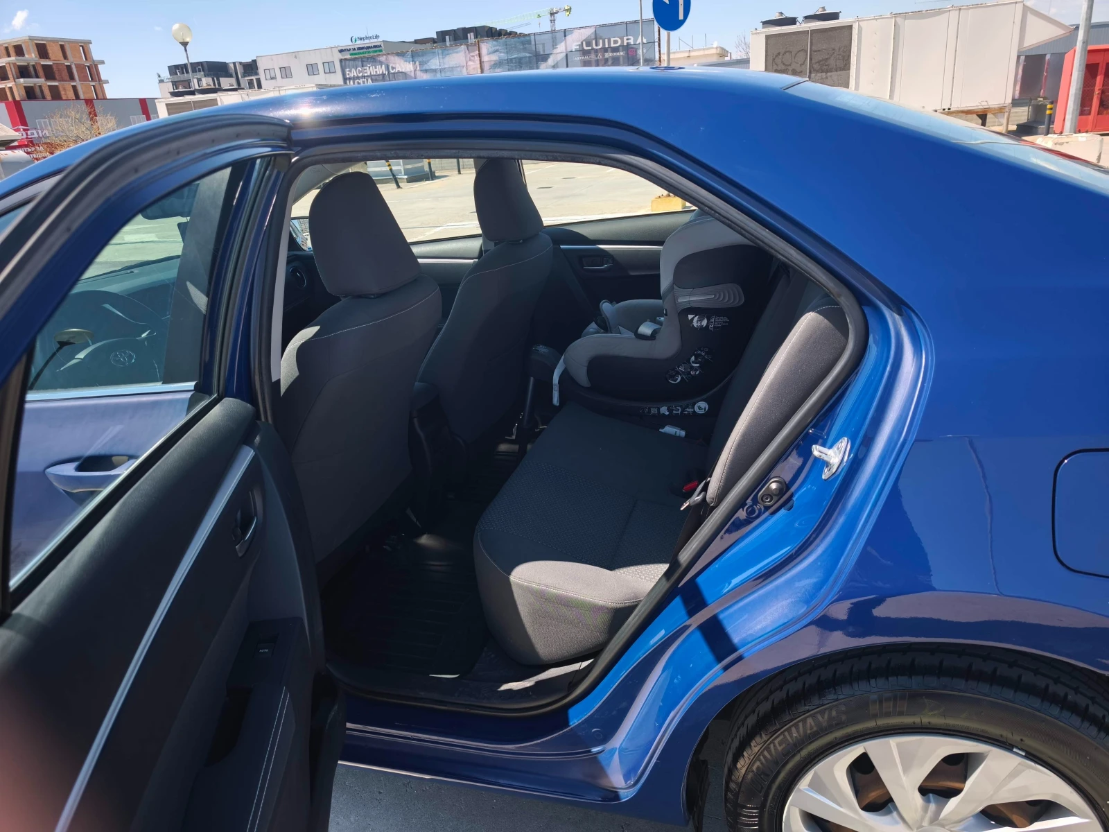 Toyota Corolla, снимка 11 - Автомобили и джипове - 54327479