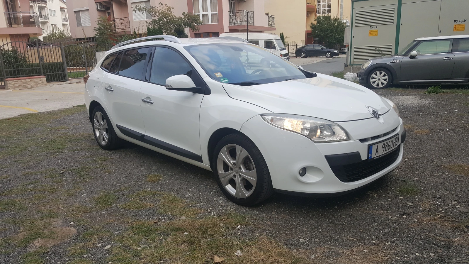 Renault Megane 1.4 TCE 130hp, снимка 2 - Автомобили и джипове - 54477531