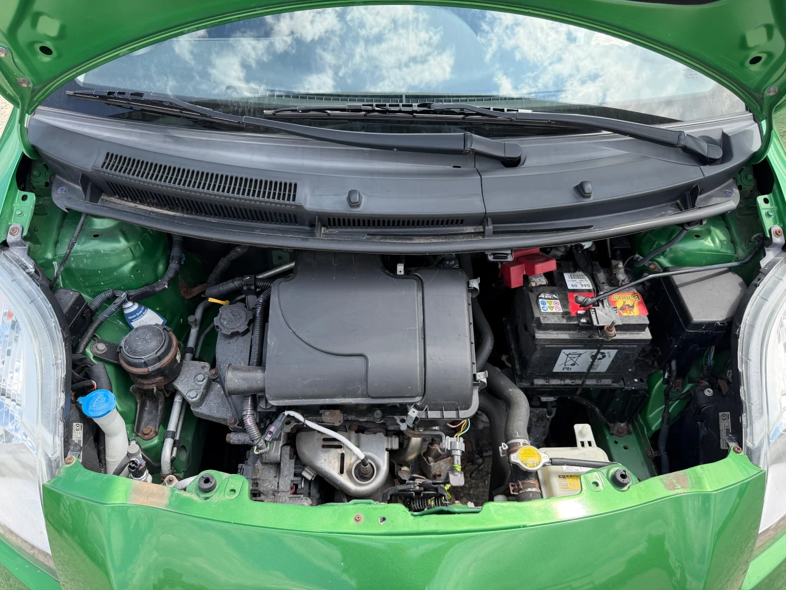 Toyota Yaris 1.0VVT-i 70PS КЛИМАТИК, снимка 14 - Автомобили и джипове - 54649119