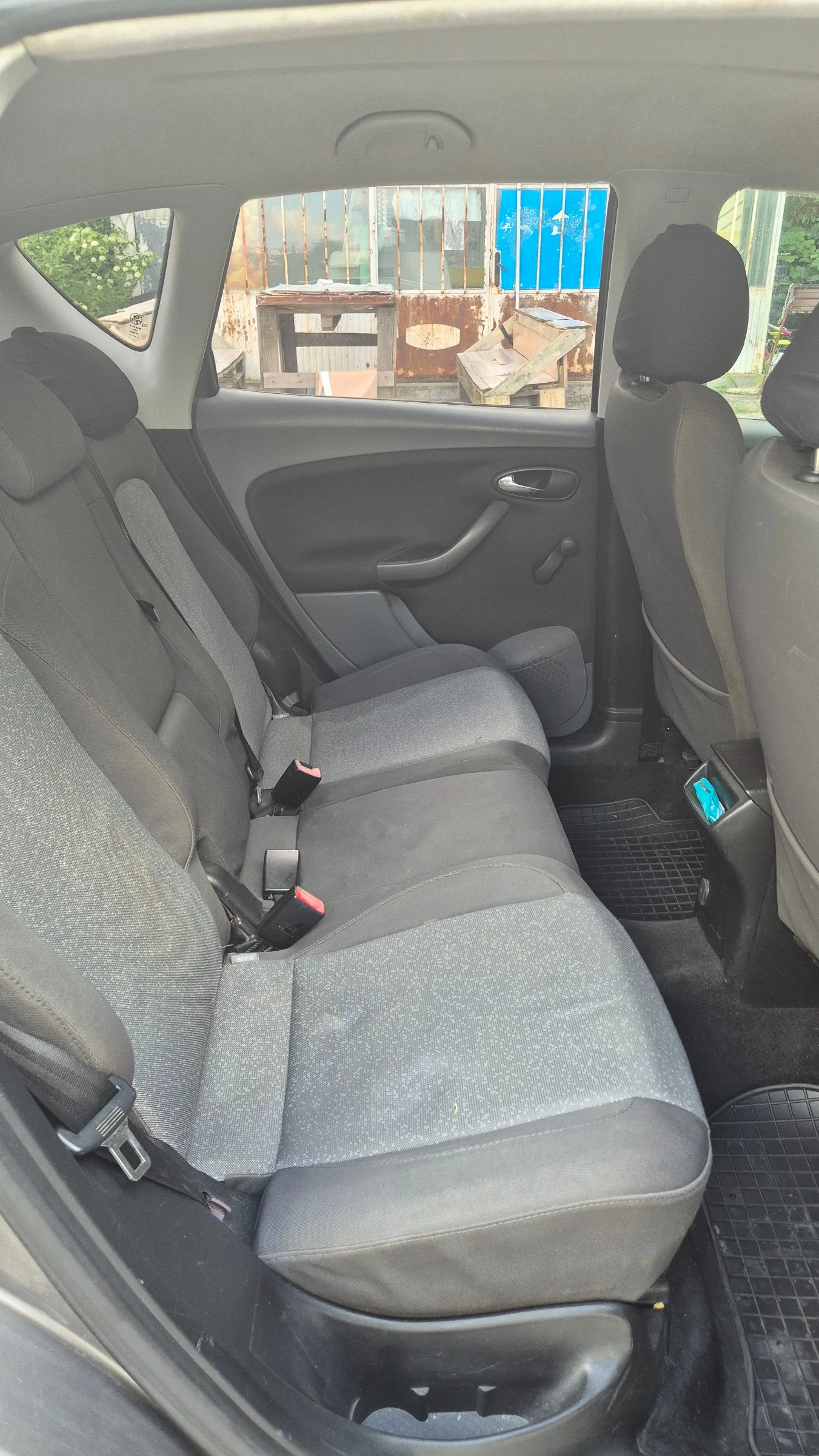 Seat Altea 1.6 Газ/Бензин, снимка 10 - Автомобили и джипове - 54753376