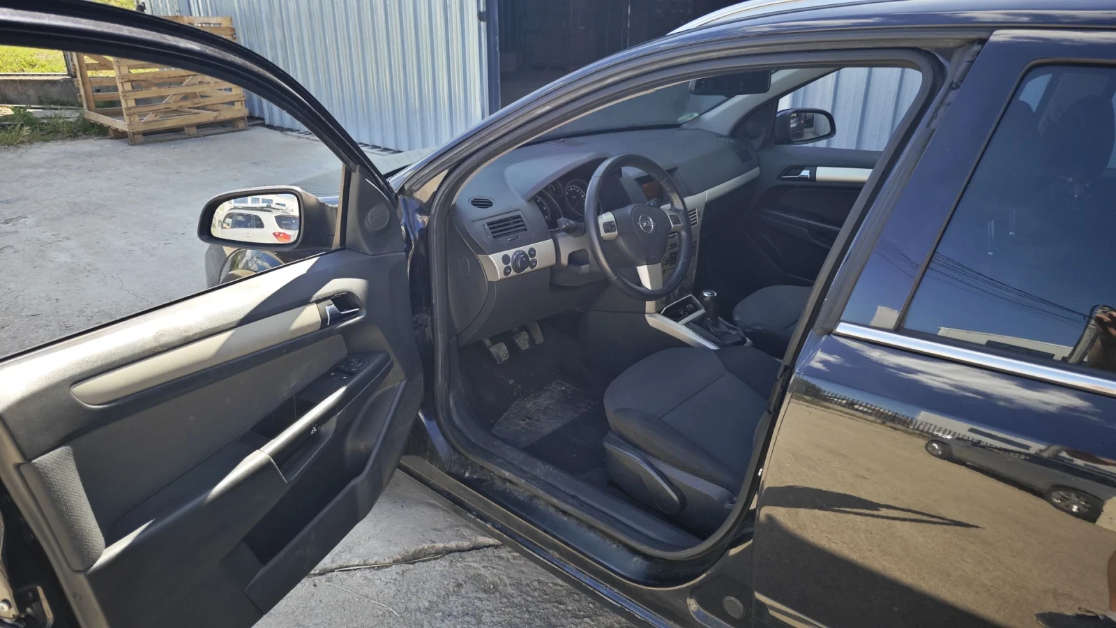 Opel Astra H 1.9 CDTI 150 коня, снимка 9 - Автомобили и джипове - 54991889