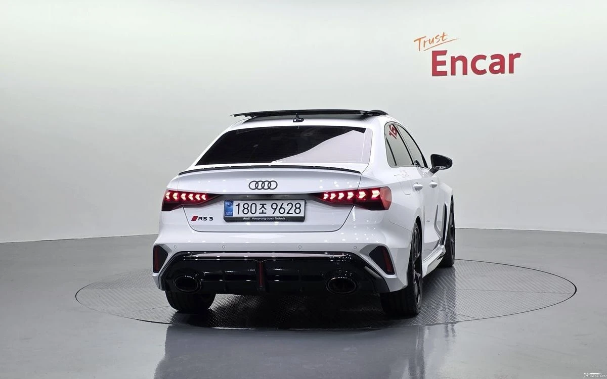 Audi Rs3 * HEAD UP * DISTRONIC * 5K KM * , снимка 4 - Автомобили и джипове - 55383467